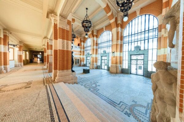 Centre universitaire Zénobe Gramme